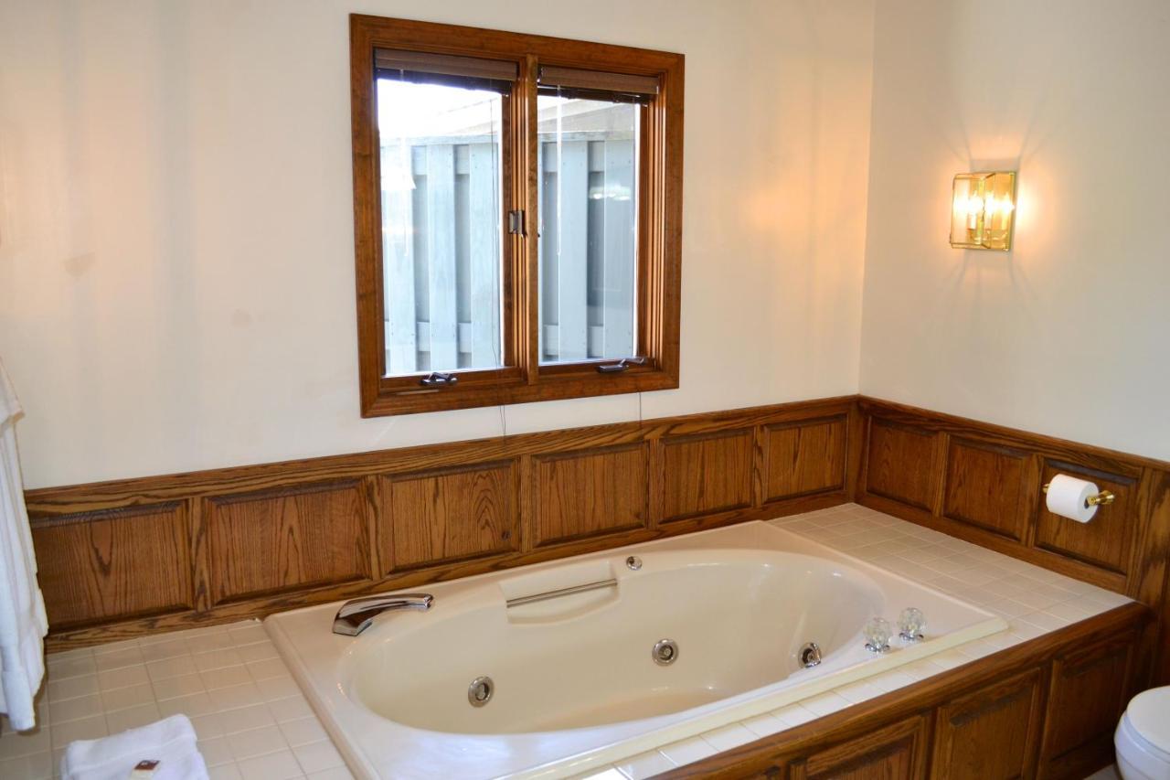 היאוואסי Boundary Waters Resort & Marina מראה חיצוני תמונה