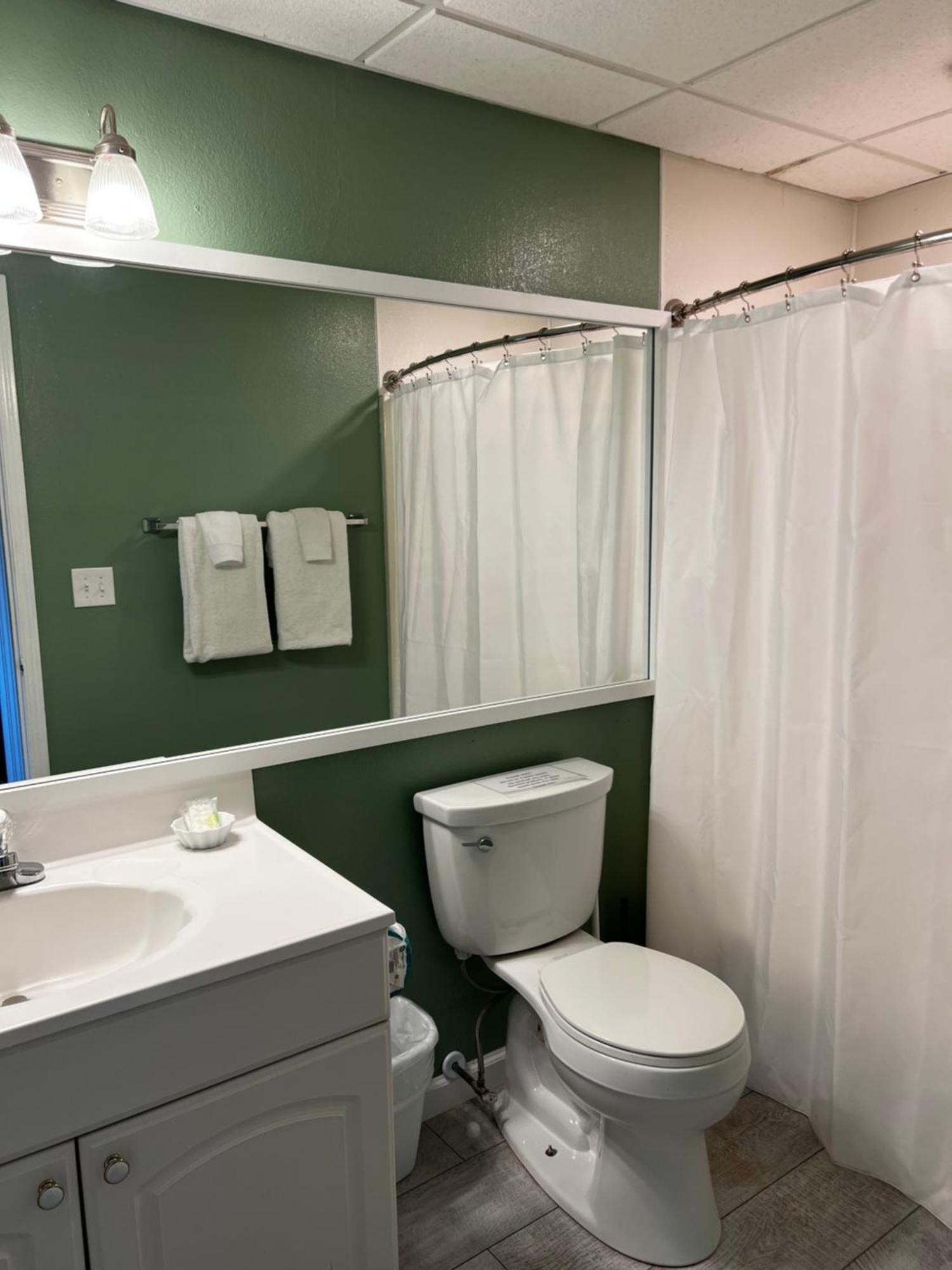 היאוואסי Boundary Waters Resort & Marina מראה חיצוני תמונה