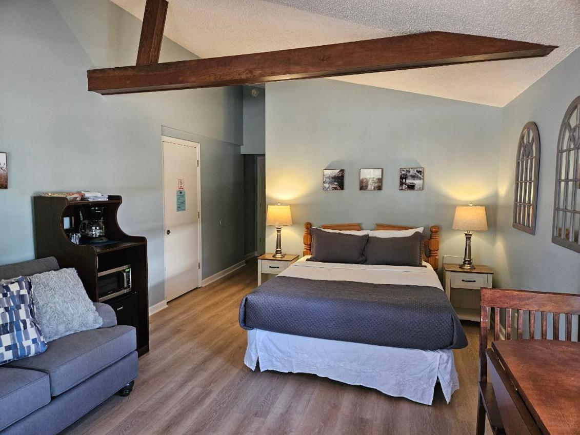 היאוואסי Boundary Waters Resort & Marina מראה חיצוני תמונה